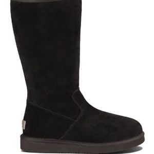 NEW Ugg "Sumner" boots - size 8, black